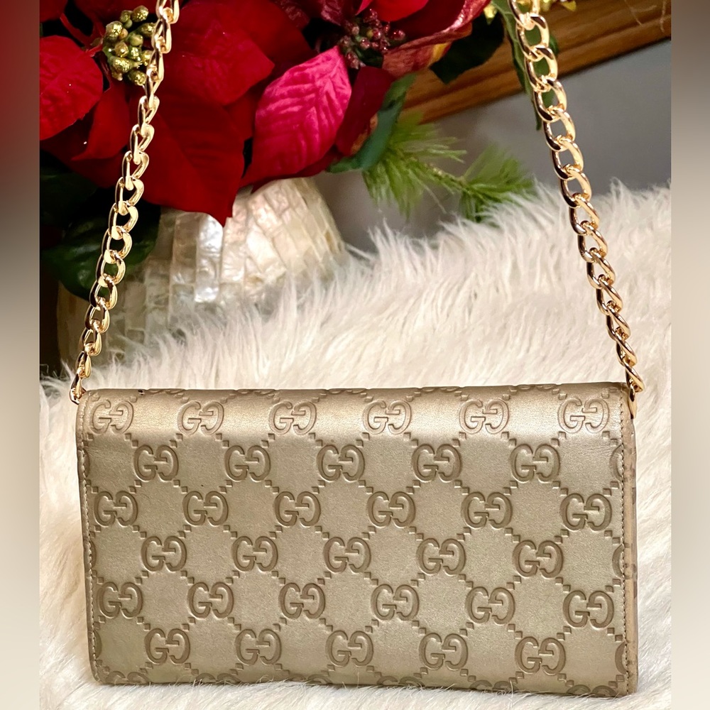 Authentic GUCCI Monogram GG wallet without the off brand chain. - Picture 4 of 16
